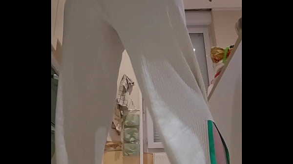 Play MP4 - Des amateurs de twerk &quest;