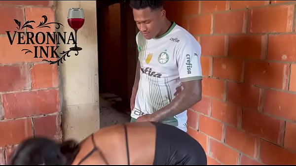 Depois da partida pau duro na obra abandonada 1 