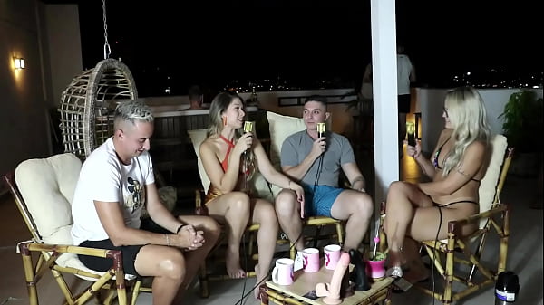 Play MP4 - Ela estava noiva de outro quando conheceu o atual e transaram ao ar livre no primeiro encontro - Elo Cardone e Victor Mustang &lpar;SHEER&sol;RED&rpar;