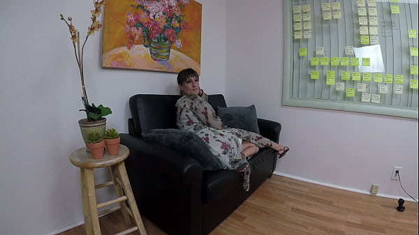 Nataly Dewalt Casting RIGHT1