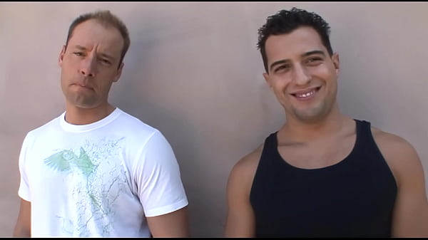 Nonton Kendra Devons Takes On Two Stiff Dicks thumbnail