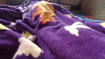 Nonton Esto Pasa En Latinoam&eacute;rica Cuando Una Hembra Joven Culona Se Queda En Casa Con Alg&uacute;n Desconocido thumbnail