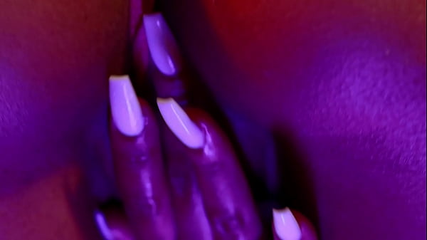 Tokyo plays withher pussy lips