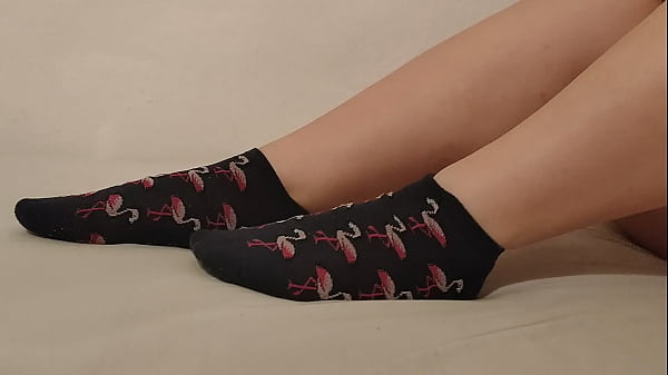 Nonton Socks With Toes thumbnail