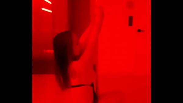 Nonton Diana En El Motel Baila Tubo En Tanga Roja Antes De Ser Follada Por El Culo thumbnail