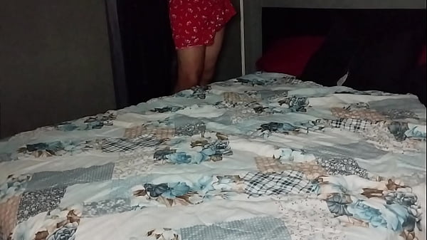 Estava com_preguiça mas esse corno_ficou com tesão depois_que falei q dei_pro vizinho