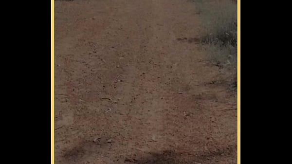 Nonton Milf Shows Her Shaved Pussy In Public thumbnail