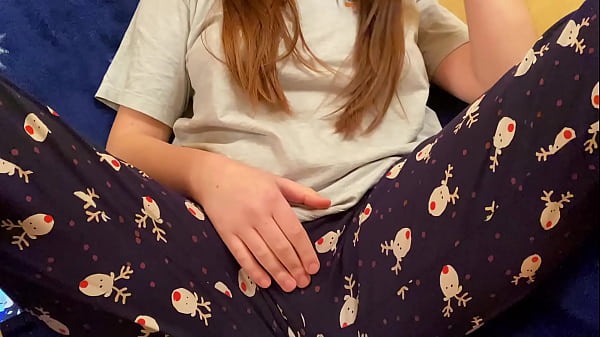 Play MP4 - Fuck this juicy and wet pussy&comma; beautiful pussy gets an orgasm - TomaStevi