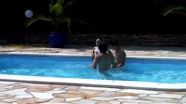 Voyeur Papy in french teen gangbang 