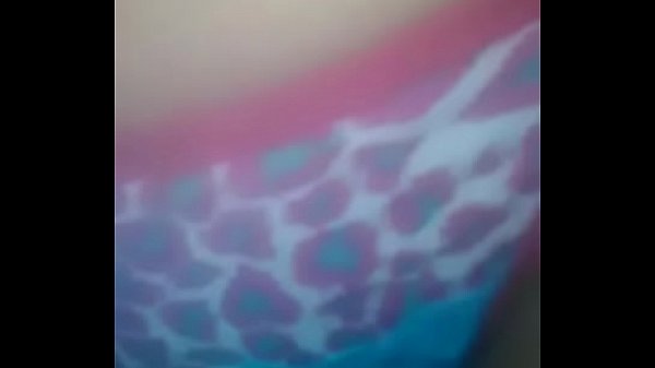 Madura mojadita pensando enmi