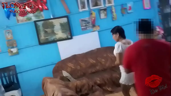 Mi Tio Llego Con Una Botella De Vino , Y Me Embarra Mi Cara Con Su Leche thumbnail