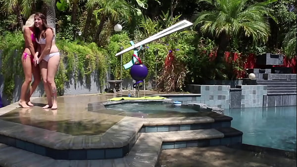 Nonton Moaning Orgasm Lesboz thumbnail