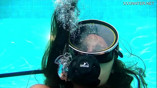 Underwater self sex with purple dildo by Nora_Shmandora