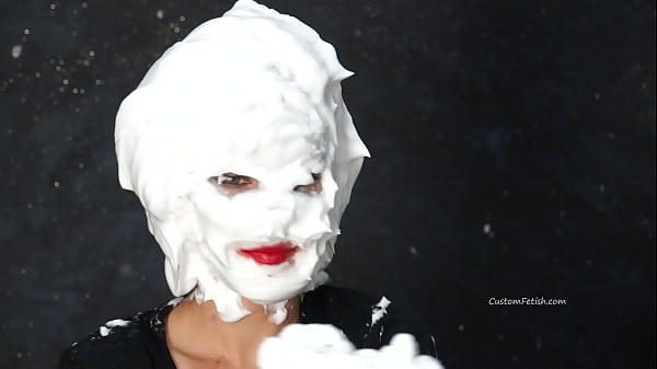 Cherri's First Shave Cream Messy thumbnail