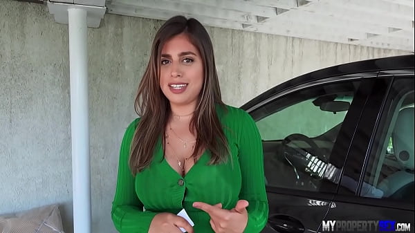 Play MP4 - Ella Knox Trying Out The Agent