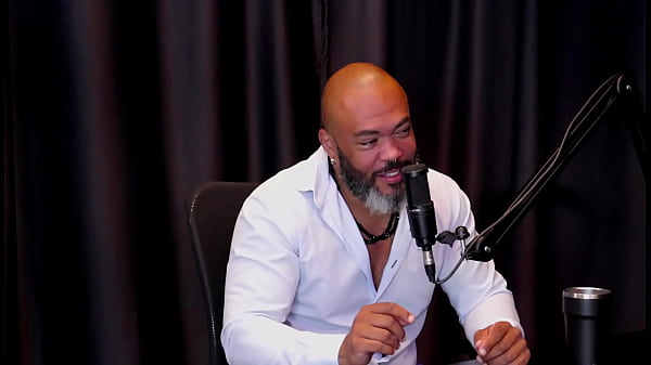 Play MP4 - N&atilde;o mostrava o rosto no come&ccedil;o&comma; colocou um pepino no cu&comma; n&atilde;o gosta de sexo na buceta&comma; e foi desafiada a&period;&period;&period; - Bruna Ferrari &lpar;WATCH ON&colon; SHEER&sol;RED&rpar;