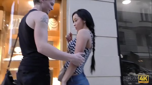 HUNT4K Brunette princess wants new ring so why spreads her legs