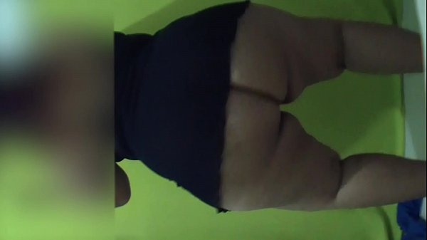 Play MP4 - mature with big butt dancing without underwear&comma;