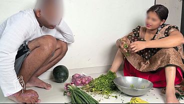 मुझे एक केला खाने को दो न प्लीज thumbnail