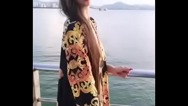 Em nhảy sex ai muốn chịch 