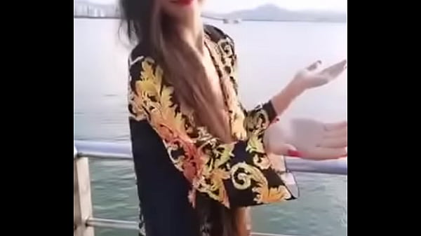 Em nhảy sex ai muốn chịch