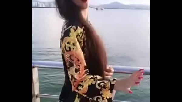 Em nhảy sex ai muốn chịch