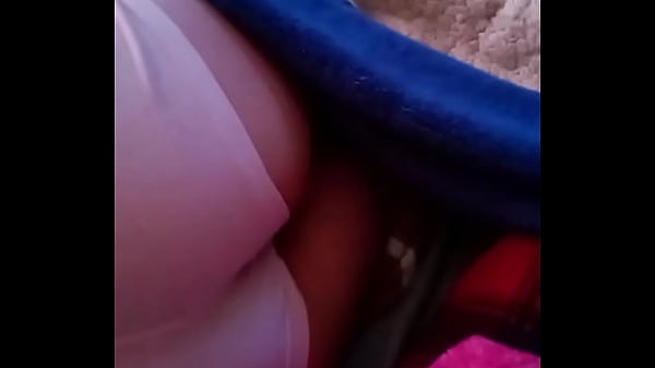 Mostrando mis piernas 