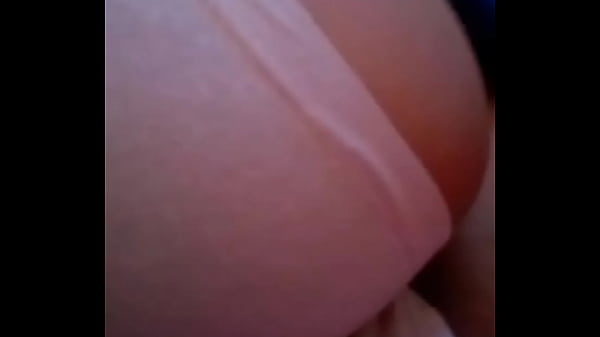 Mostrando mis piernas 