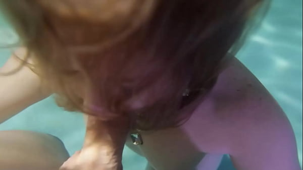 Sensual Scuba-Sucking! Blonde Babe_Sunny Lane Drains_Dick Underwater!
