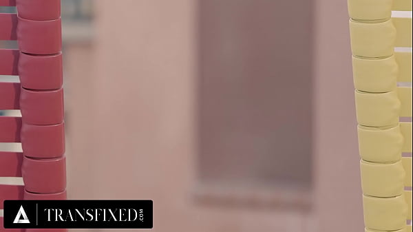 Play MP4 - TRANSFIXED - Ella Hollywood & Shiri Allwood Seduce Their Masseuse With Their Trans Cocks&excl;