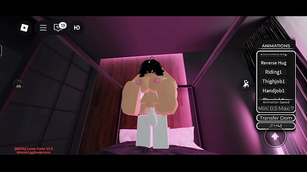 Lo encuentro en un condo y me lo follo 