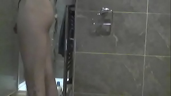 Nonton Prysznic Trzepanie thumbnail