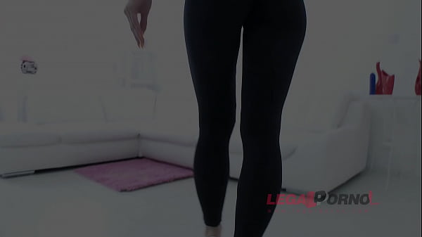 Nonton Kate Black Assfucked By 3 Guys & Dp'ed Sz1028 thumbnail