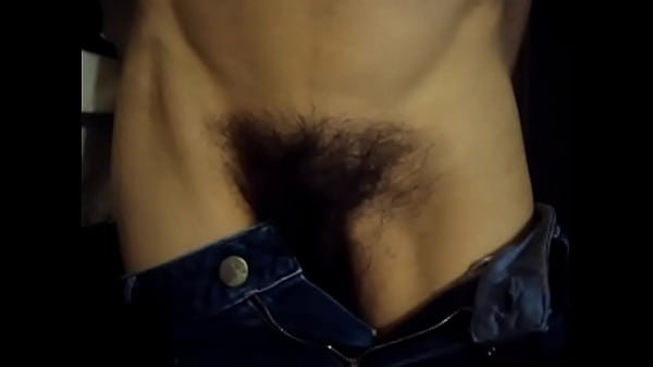 Play MP4 - MILF wife shows off her hairy pussy