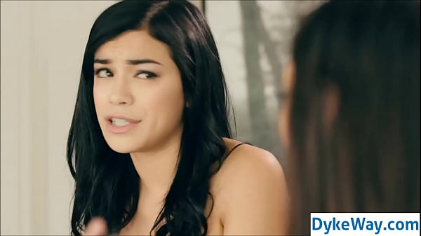 Best friends first_lesbian_experience