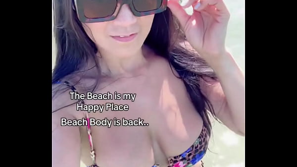 Nonton The Beach Is My Happy Place.beach ️ Body Is Back ...outfit Target Coligny Beachhilton Headsouth Carolina thumbnail