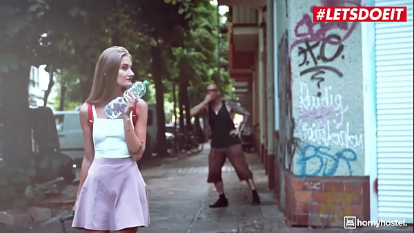 Play MP4 - HORNYHOSTEL - &lpar;Tiffany Tatum&comma; Mr&period; Big Fat Dick&rpar; - Sexy Skinny Tourist Romantic Sex With Muscular Stranger Full Scene