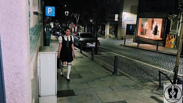 Nonton Ana Spears Caught By Two Masked Strangers Bj Fuck Cumwalk Film thumbnail