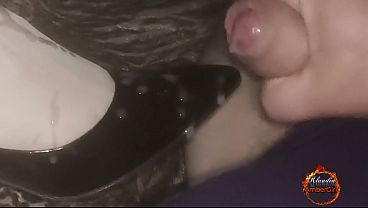 KlaudiaAmberGirl Cumming in Shoes