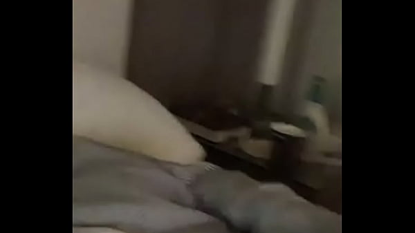 Nonton Masturbation With Remote thumbnail