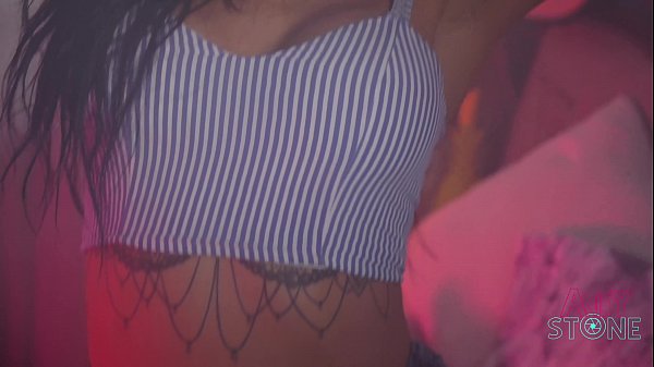 Play MP4 - CANELA SKIN  CAME TO VISIT ME AND I TAKE HER PHOTOS&period;&period;&period;&period; THEN SHE OFFERED ME TO &period;&period;&period; FUCK HER&period;&period; &lpar;first part video&rpar;