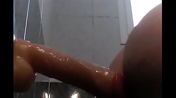 probando dildo grande 