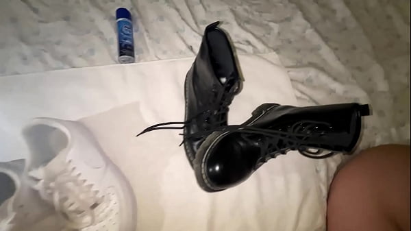 Nonton Messed Up Her Shoes After She Sucks Me Good thumbnail