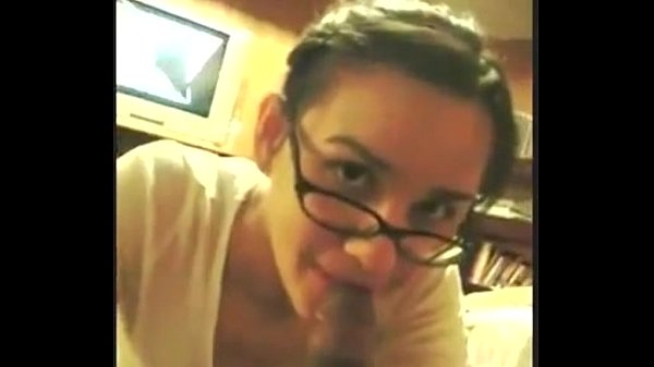 Play MP4 - white girl amateur blowjob