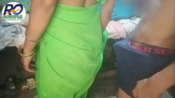 Bua ji ke Ghar me mokka_pakar chudai gand me dard ho gayi hindi_audio