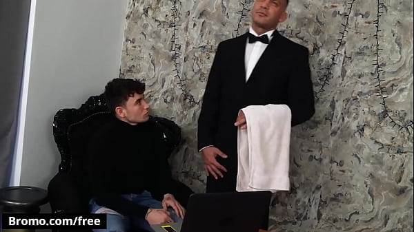 Simon BestRides His Butler s Denny Chris_Hard Dick Until_He Unloads On His Face Bromo