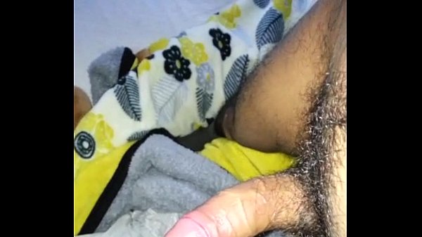 Play MP4 - Me la chupa de rodillas