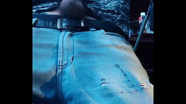 I cum at my place of work, how good it feels