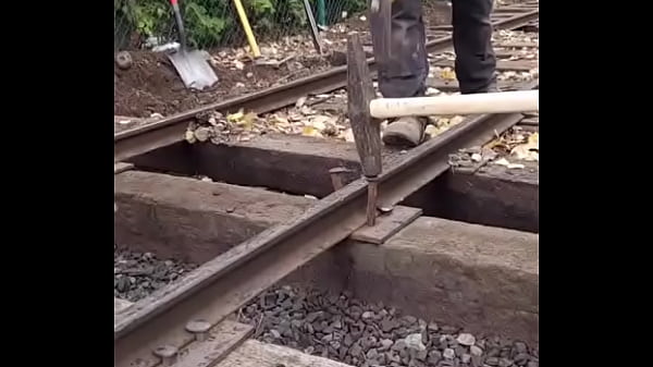 Nonton Help With Money thumbnail