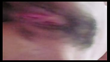 Sexo anal na novinha peluda